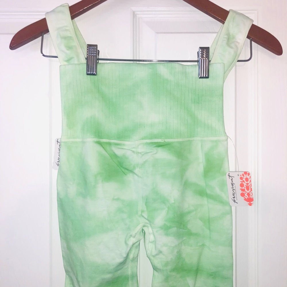 Free people sports bra and legging set (Xs/S) - Picture 6 of 9